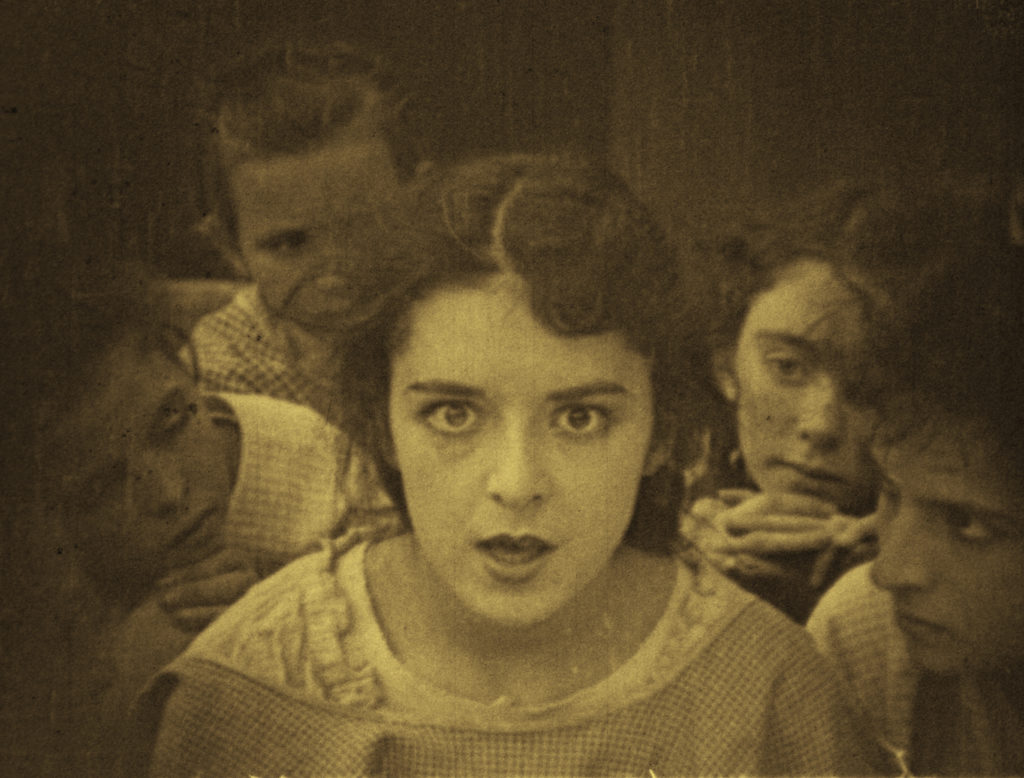 Colleen Moore in Little Orphant Annie